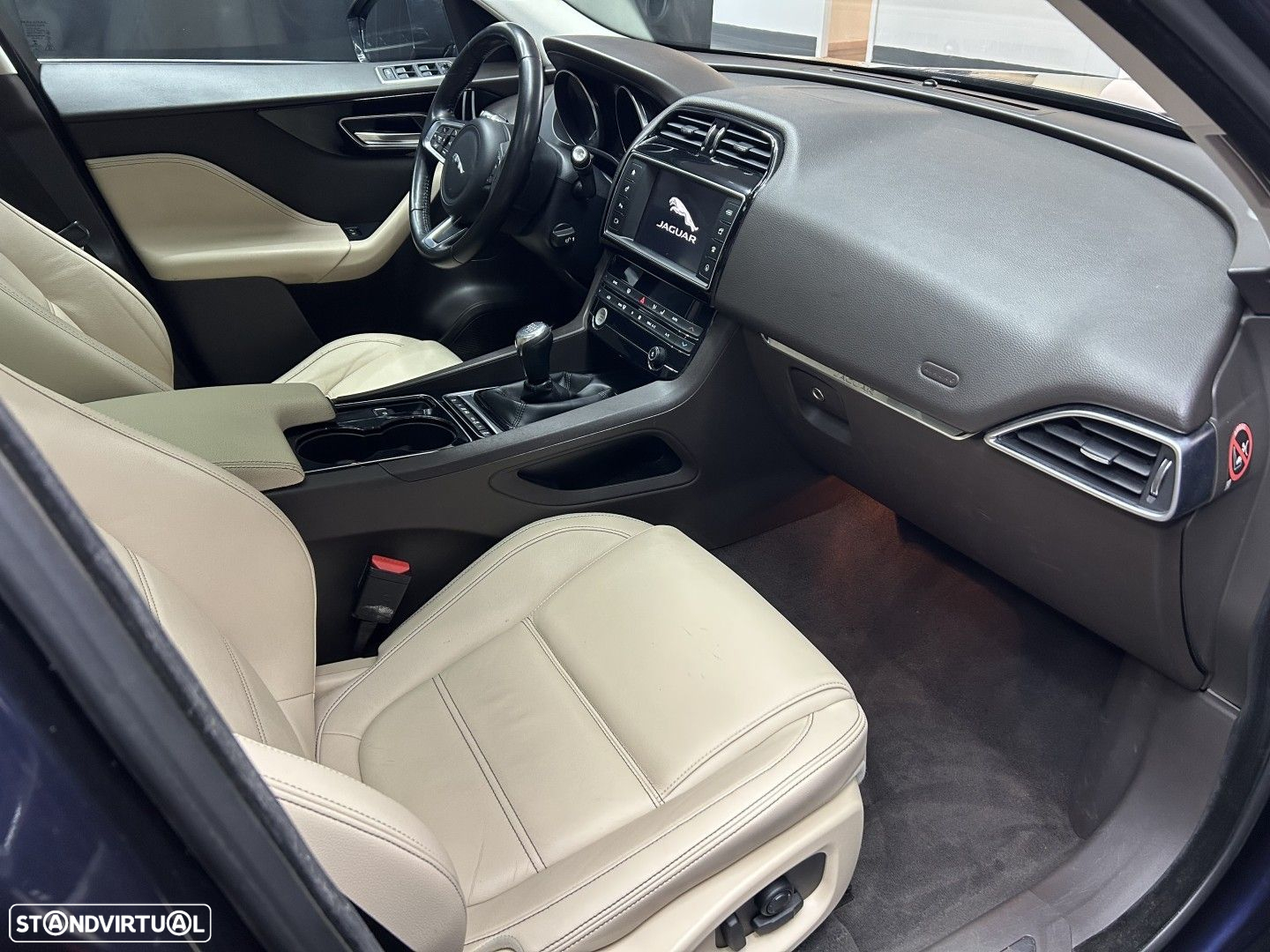 Jaguar F-Pace 2.0 i4D Prestige AWD - 13