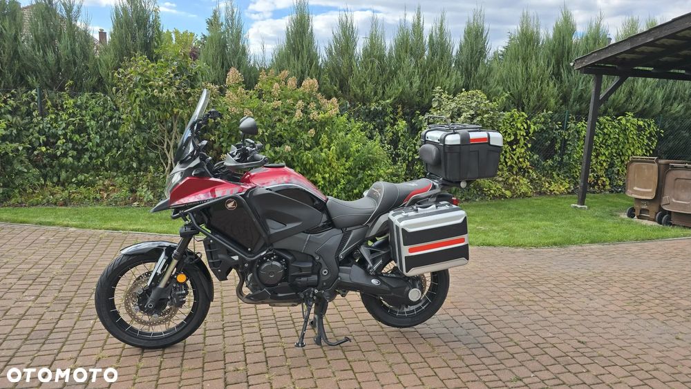 Honda VFR - 8