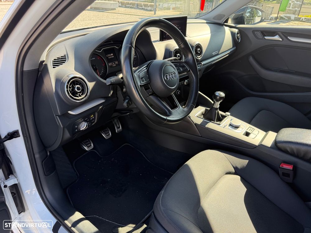 Audi A3 Sportback - 17