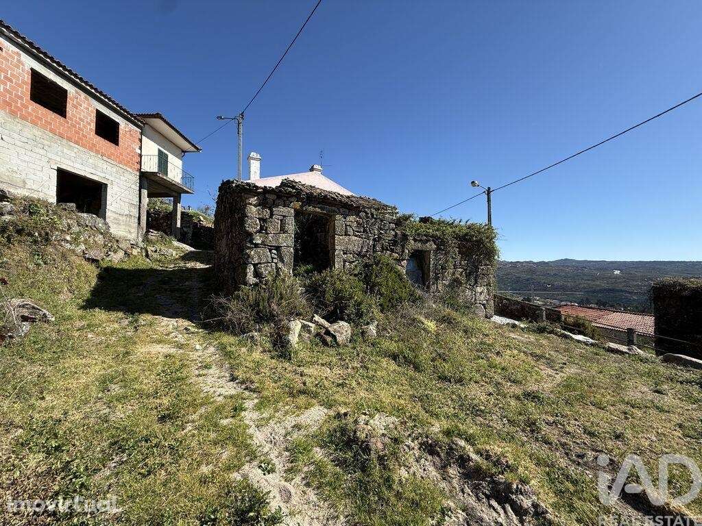 Casa de Campo em Adoufe e Vilarinho de Samardã de 90,00 m2 - Grande imagem: 3/30
