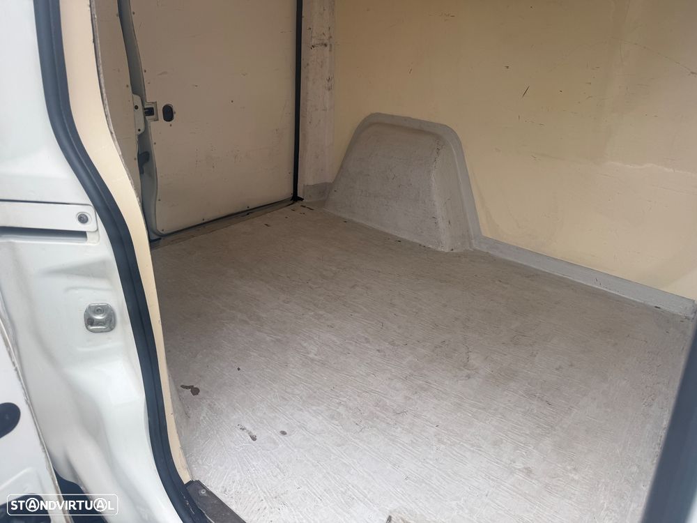 Fiat DOBLO 1.3 M-J FIBRADA - 17