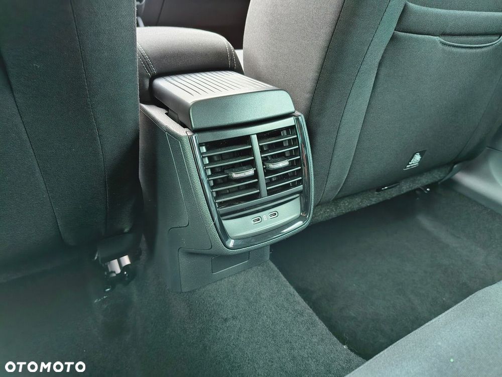 Skoda Kamiq 1.0 TSI Selection DSG - 18