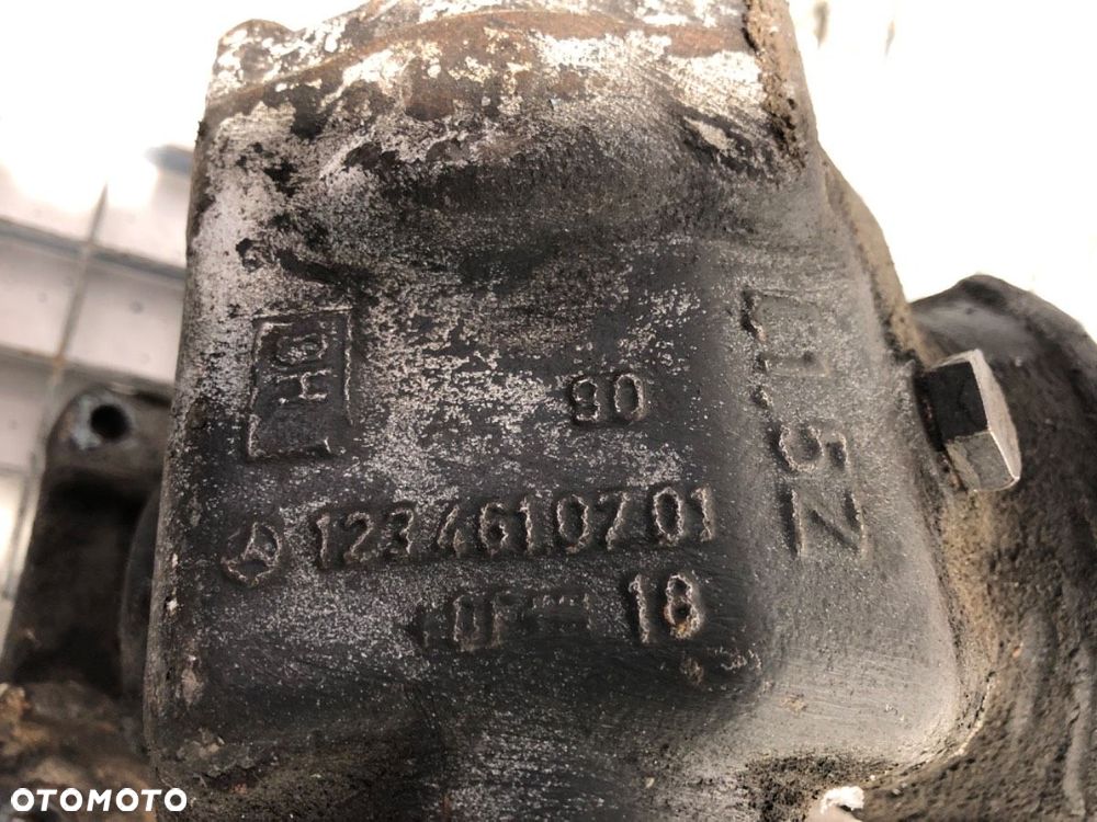 PRZEKŁADNIA KIEROWNICZA  MERCEDES-BENZ T1 Autobus (B601) 1977 - 1996 208 D 2.3 (601.371, 601.372, - 6