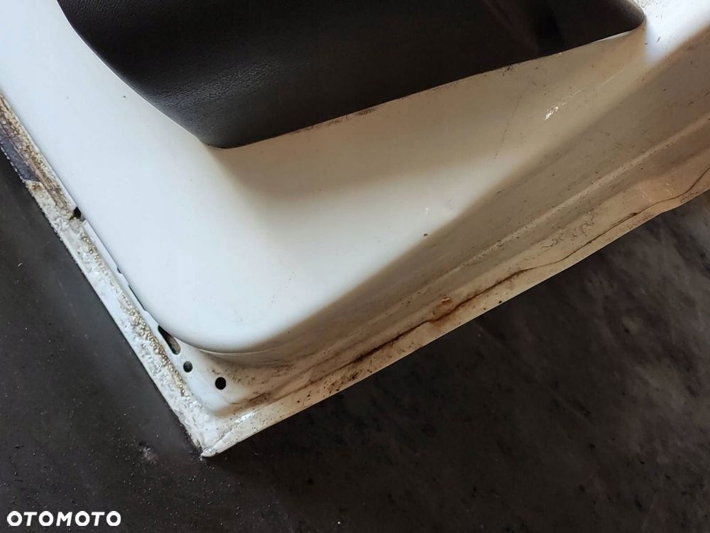 DRZWI KOMPLETNE PRAWY PRZÓD FORD TRANSIT V - 6