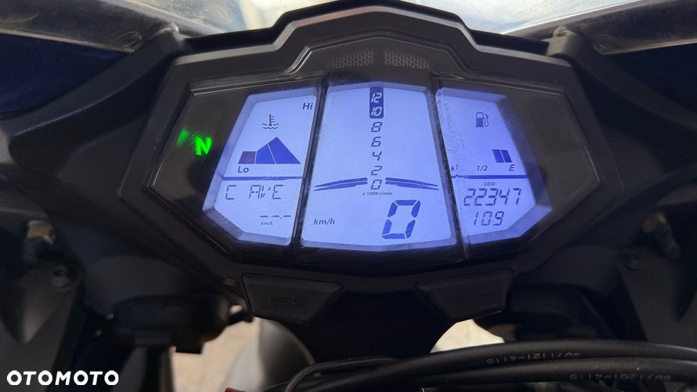 Yamaha R125 - 8