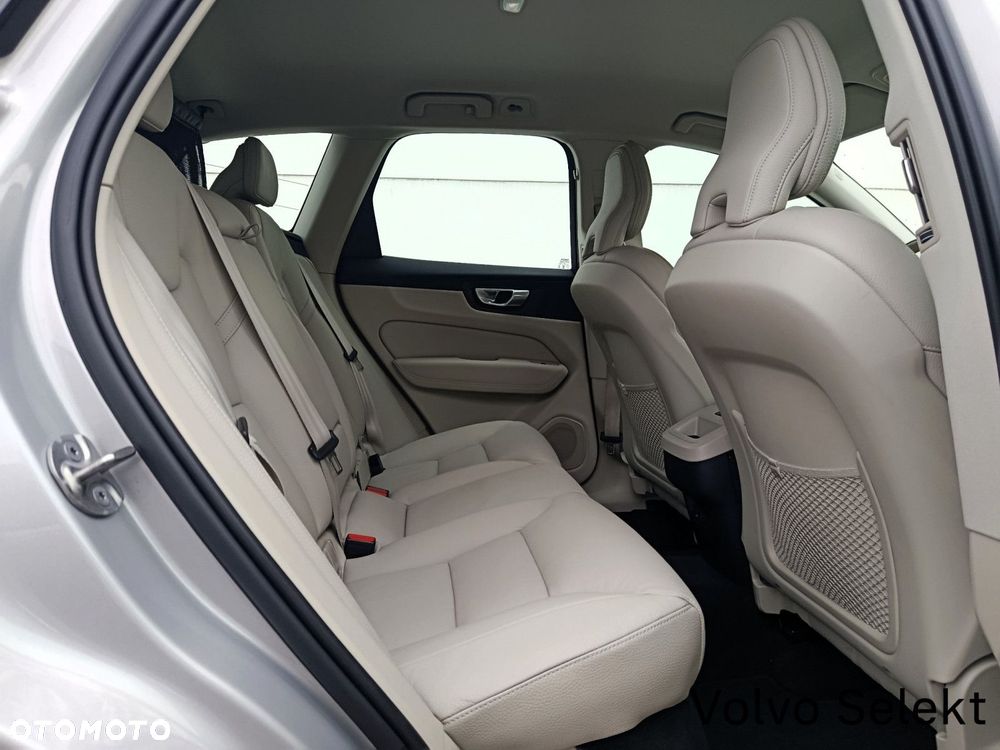 Volvo XC 60 - 12