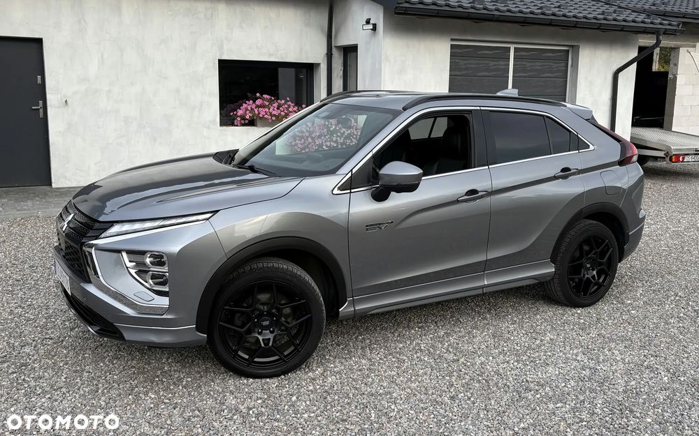 Mitsubishi Eclipse Cross 2.4 PHEV Intense Plus - 3