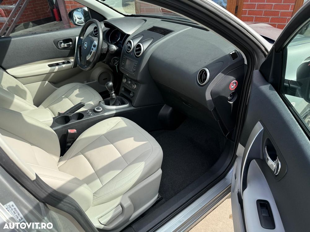 Nissan Qashqai 1.6 dCi DPF 4x4 tekna - 8