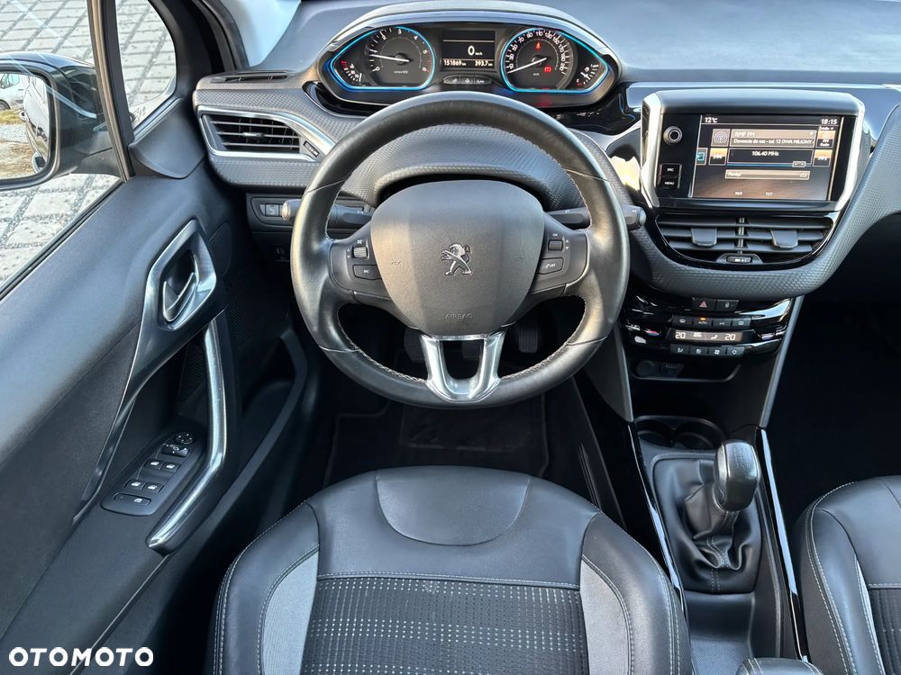 Peugeot 2008 1.6 BlueHDi Allure - 21