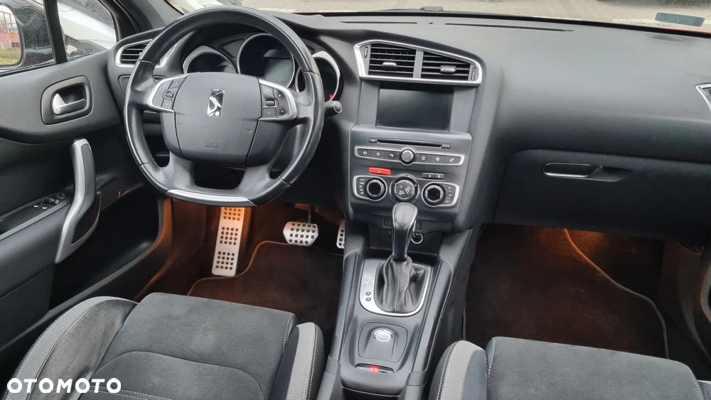 DS Automobiles DS 4 Crossback 2.0 BlueHDi SportChic S&S EAT6 - 7