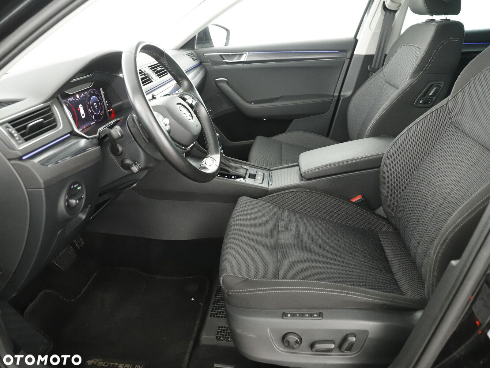 Skoda Superb 2.0 TDI SCR Style DSG - 9