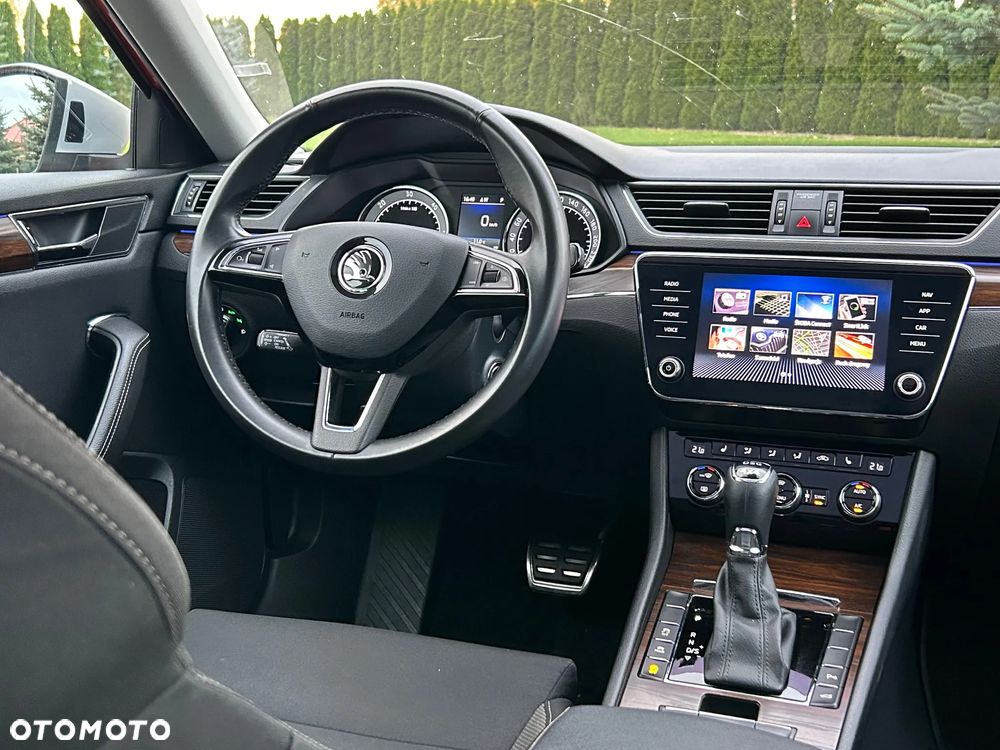 Skoda Superb 2.0 TDI SCR 4x4 Scout DSG - 16