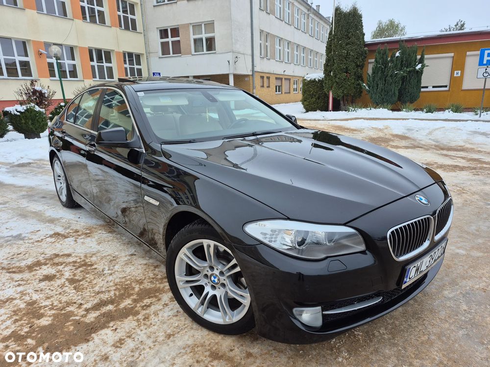 BMW Seria 5 520d Sport-Aut - 30