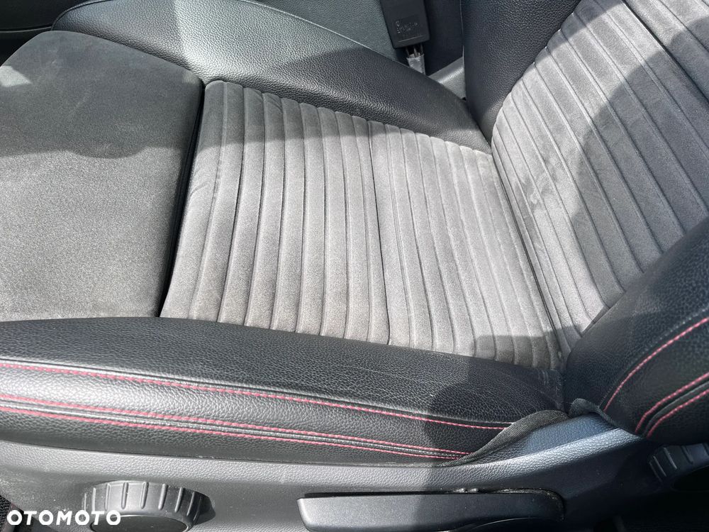 Mercedes-Benz Klasa A 160 AMG Line - 15