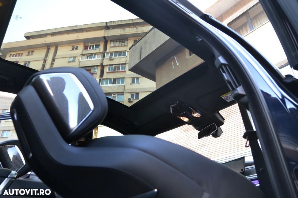 BMW Seria 7 740d xDrive MHEV - 24