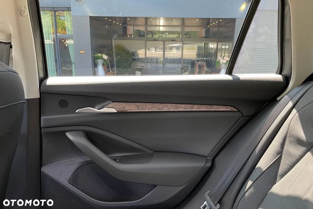 Skoda Superb 2.0 TSI L&K DSG - 24