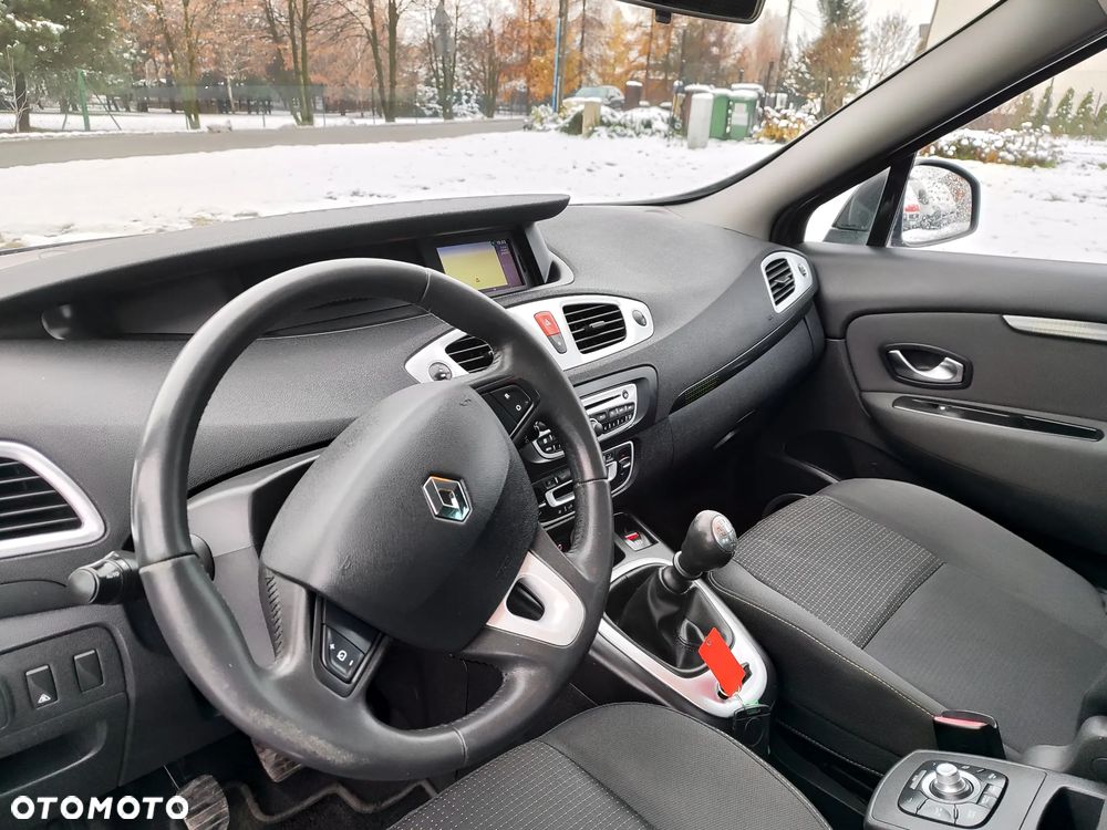 Renault Clio 1.2 16V Campus - 6