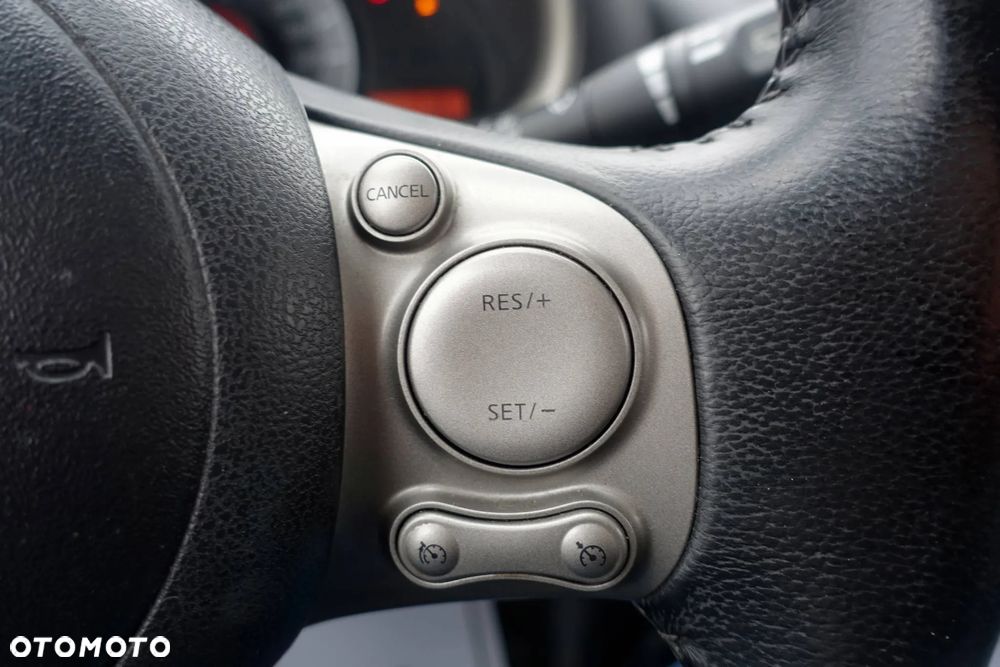 Nissan Micra 1.2 30 Jahre Edition - 18