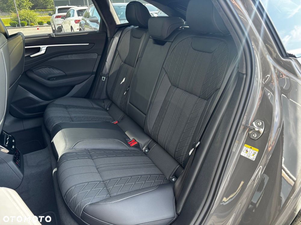 Audi A6 Allroad - 17