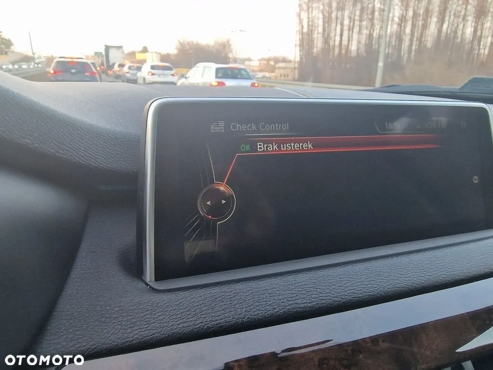 BMW X5 xDrive50i - 5