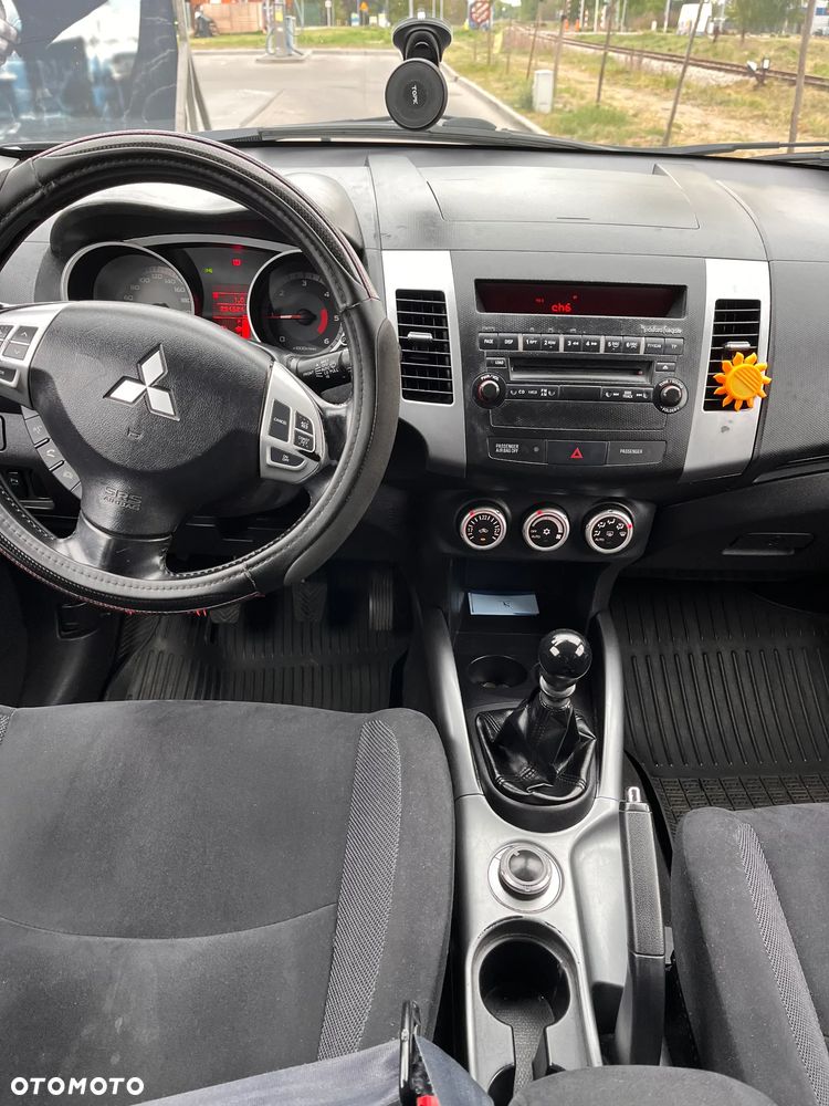 Mitsubishi Outlander 2.0 DID Invite - 20