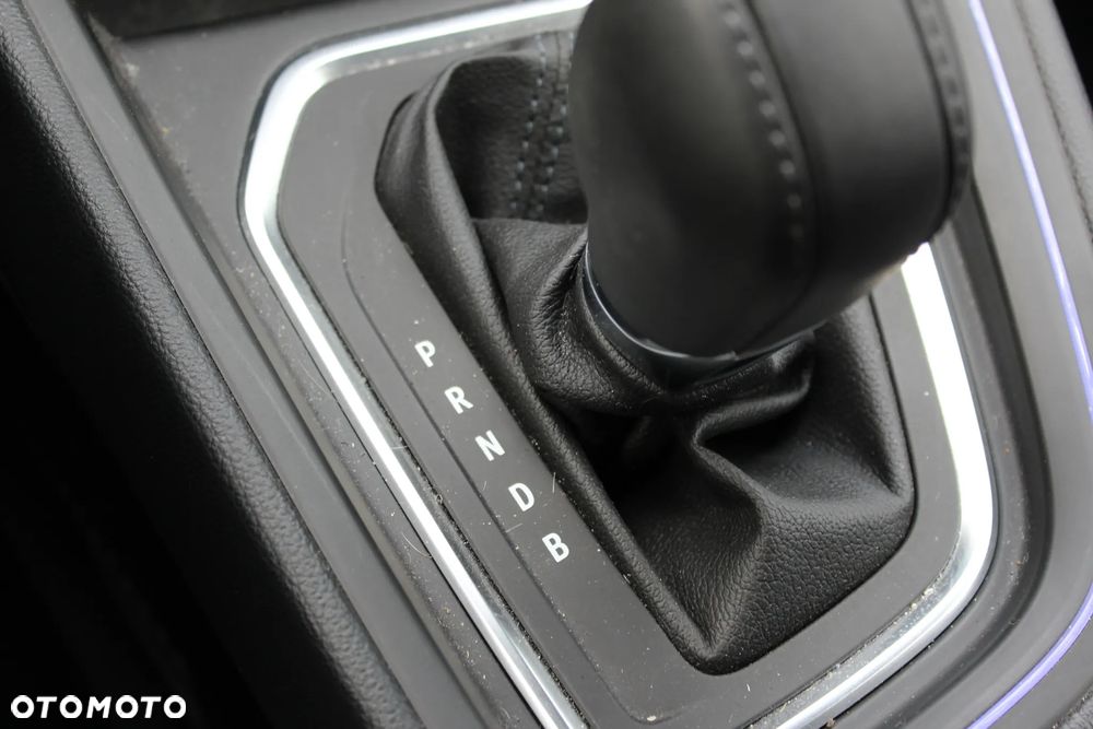 Renault Clio 1.6 E-TECH Intens - 26