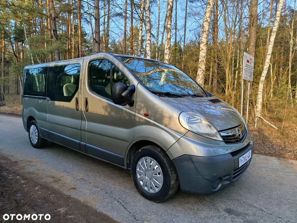 Opel Vivaro - 2