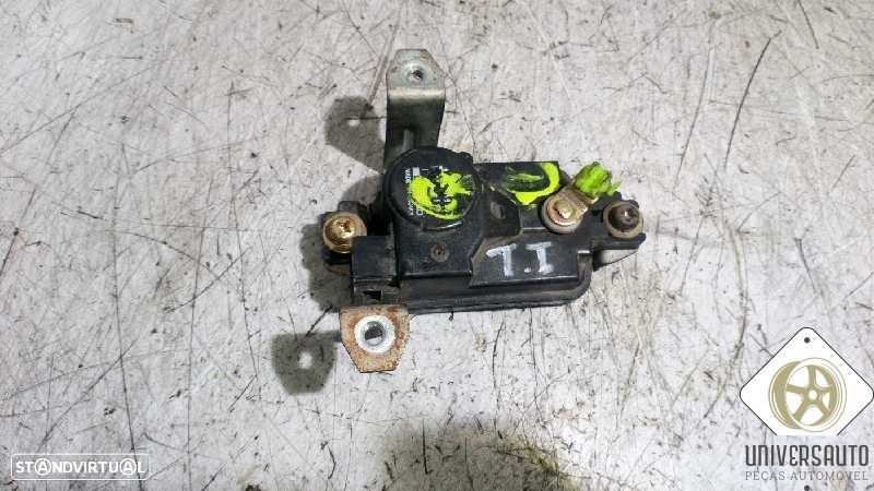 MOTOR FECHO CENTRALIZADO TRASEIRO ESQUERDO MITSUBISHI PAJERO 1996 - 4