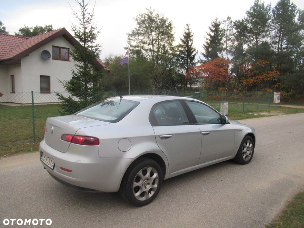 Alfa Romeo 159 - 5