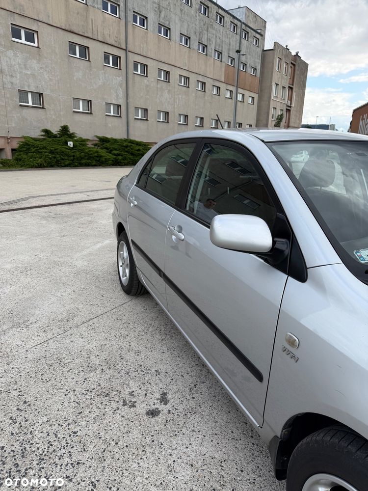 Toyota Corolla 1.6 VVT-i Terra Polaris - 9