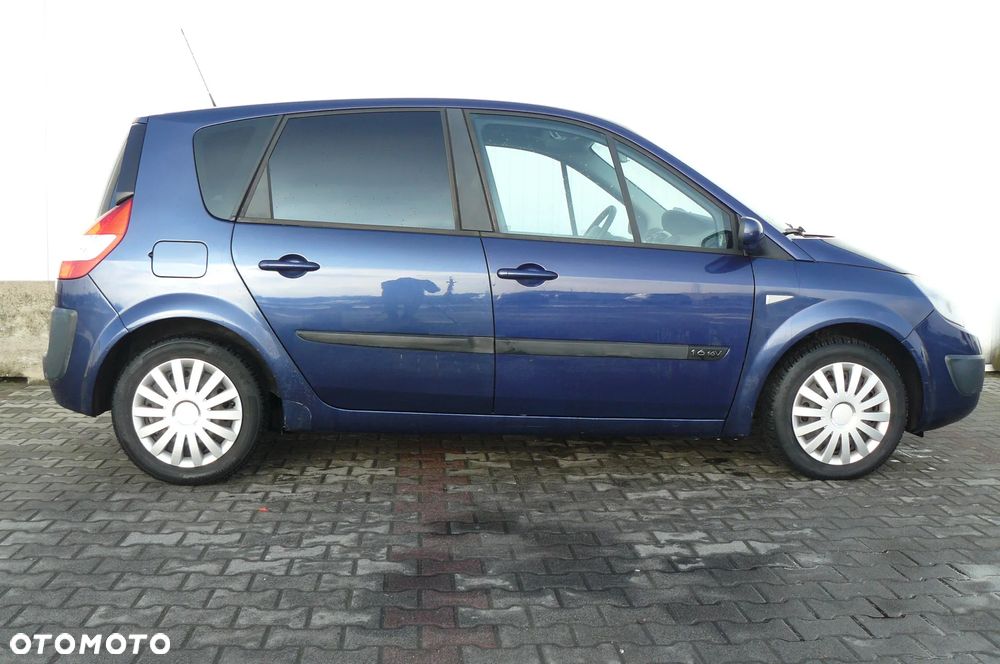 Renault Scenic - 8