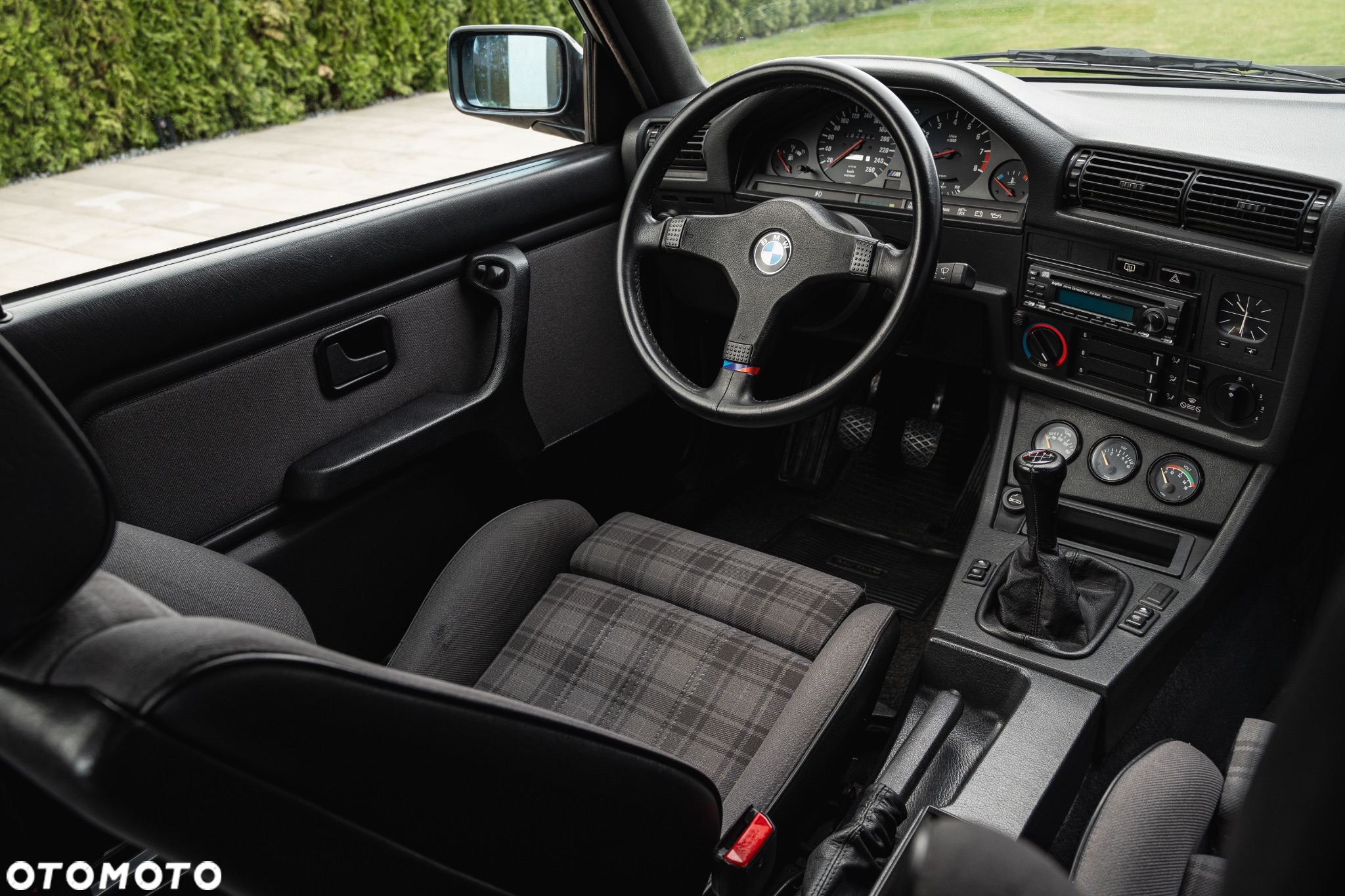 BMW M3 Standard - 14