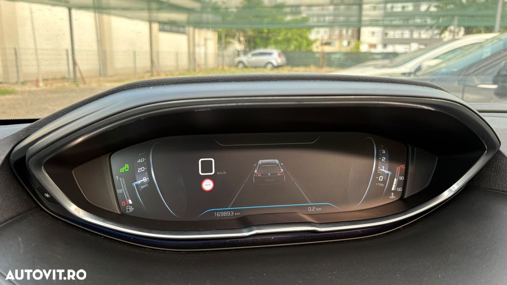 Peugeot 5008 - 15