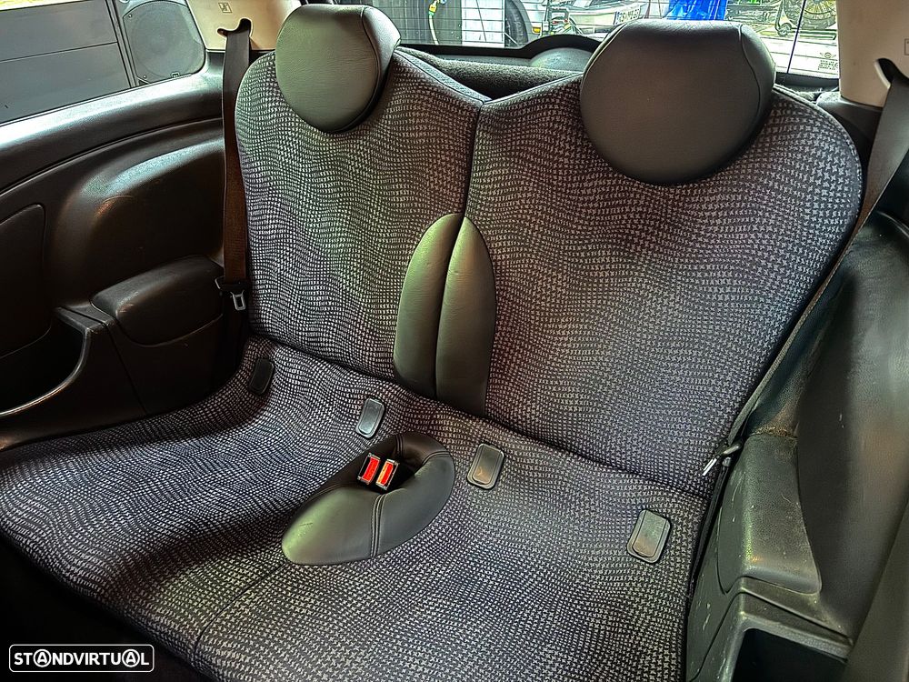 MINI 3 Portas One 1.6 - 14