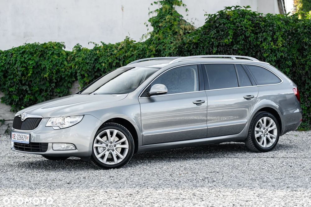 Skoda Superb 1.8 TSI FAMILY - 8