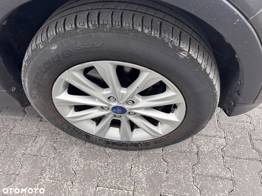 Ford Kuga 2.0 TDCi 4WD Titanium Plus - 29
