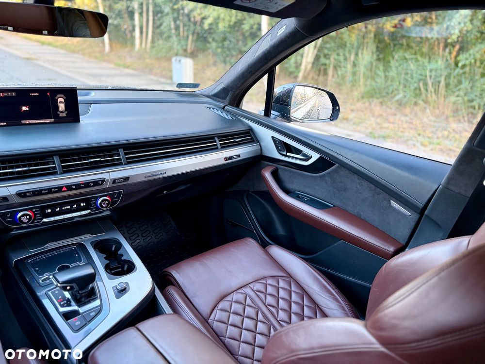 Audi Q7 - 8