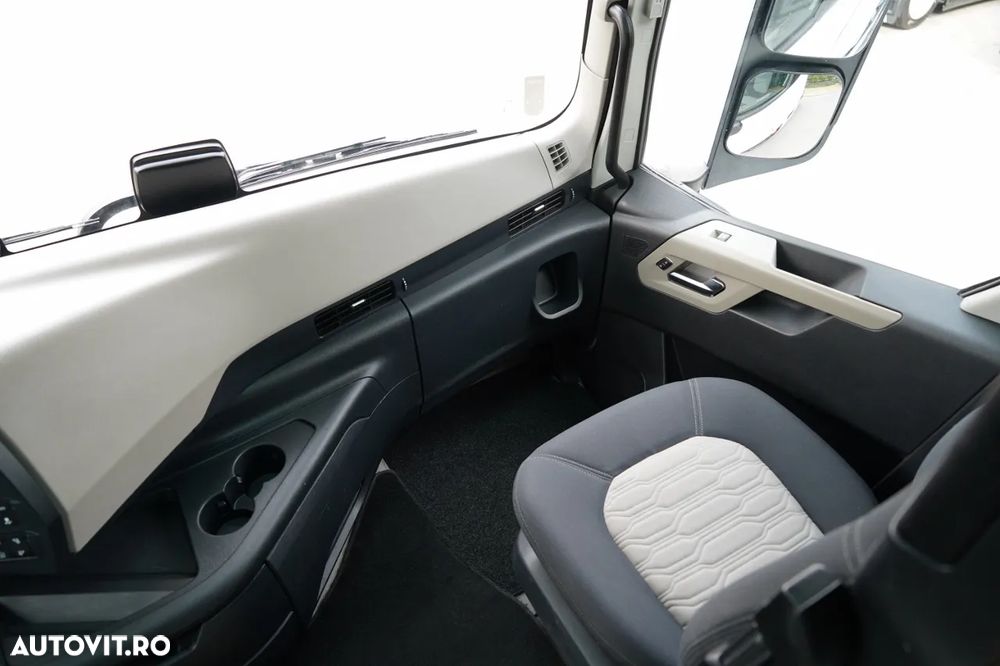 Ford F-MAX 500 / EURO 6 - 31