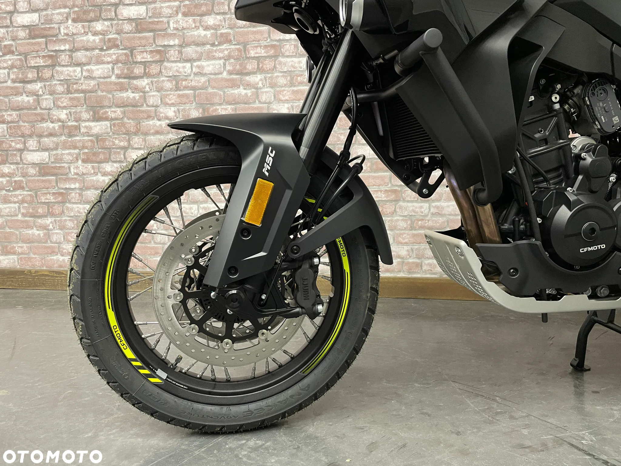 CFMoto 800MT Explore - 8