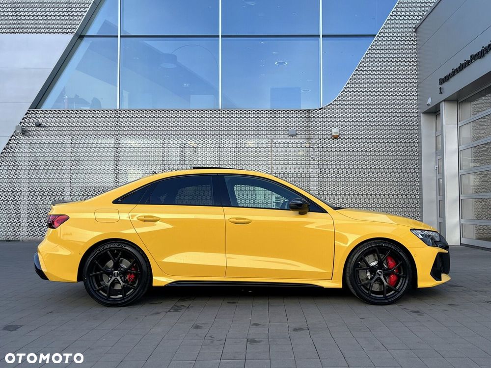 Audi RS3 Limousine - 2