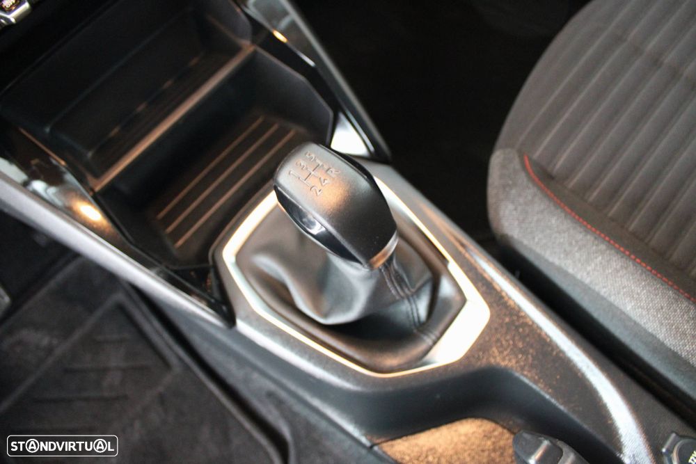 Peugeot 208 1.2 PureTech Active - 11