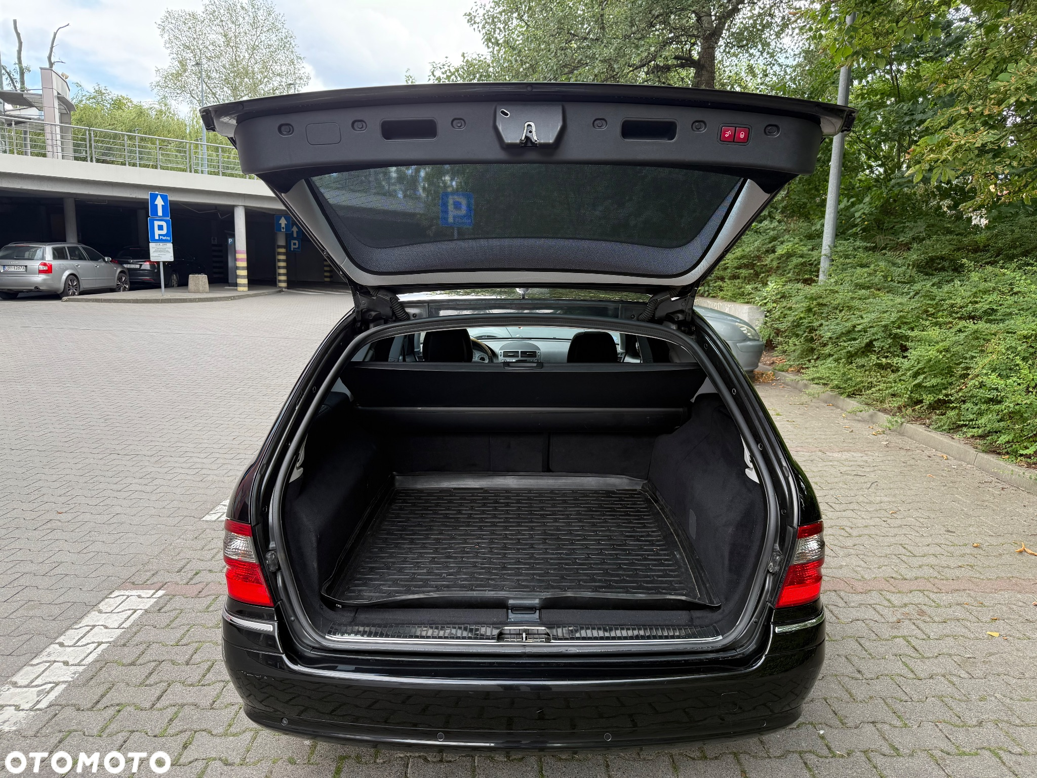 Mercedes-Benz Klasa E 350 T 7G-TRONIC Avantgarde BusinessEDITION - 8