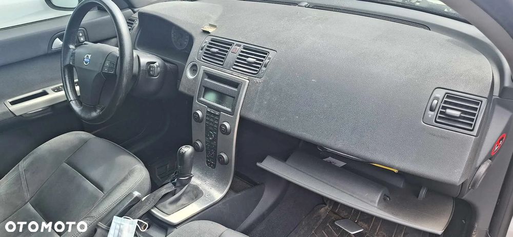 Volvo v50 2,0D 136km pompa wspomagania - 6