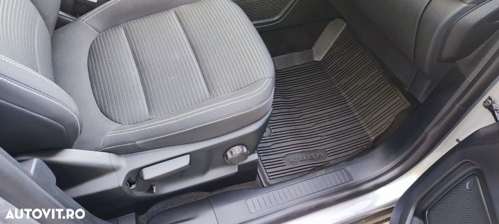 Ford Kuga 2.5 Duratec FHEV FWD Titanium - 21