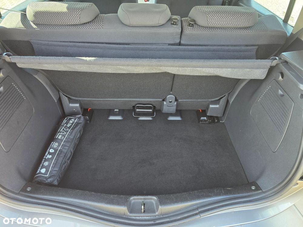 Renault Modus - 31