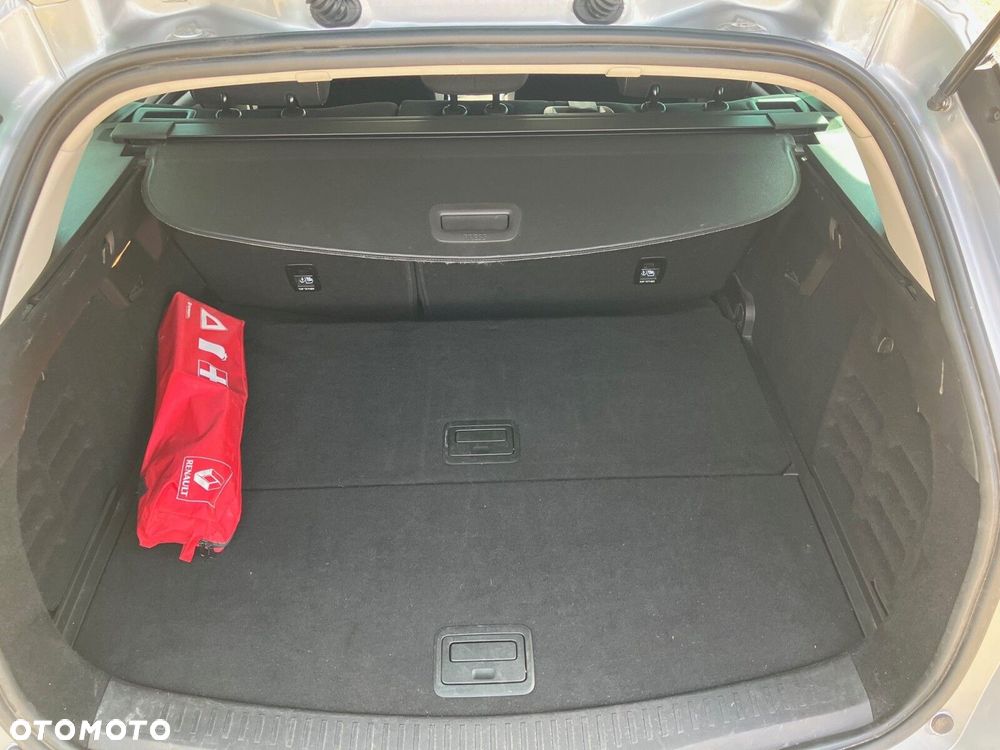 Renault Megane 1.5 Blue dCi Limited - 8