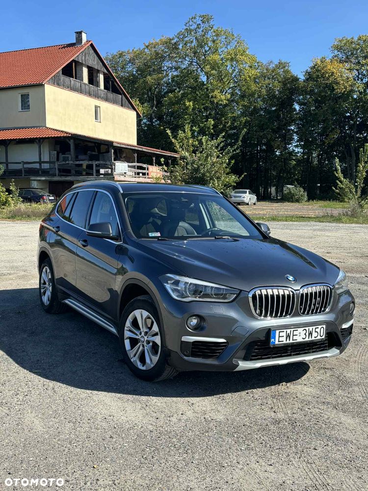 BMW X1 sDrive18i - 1
