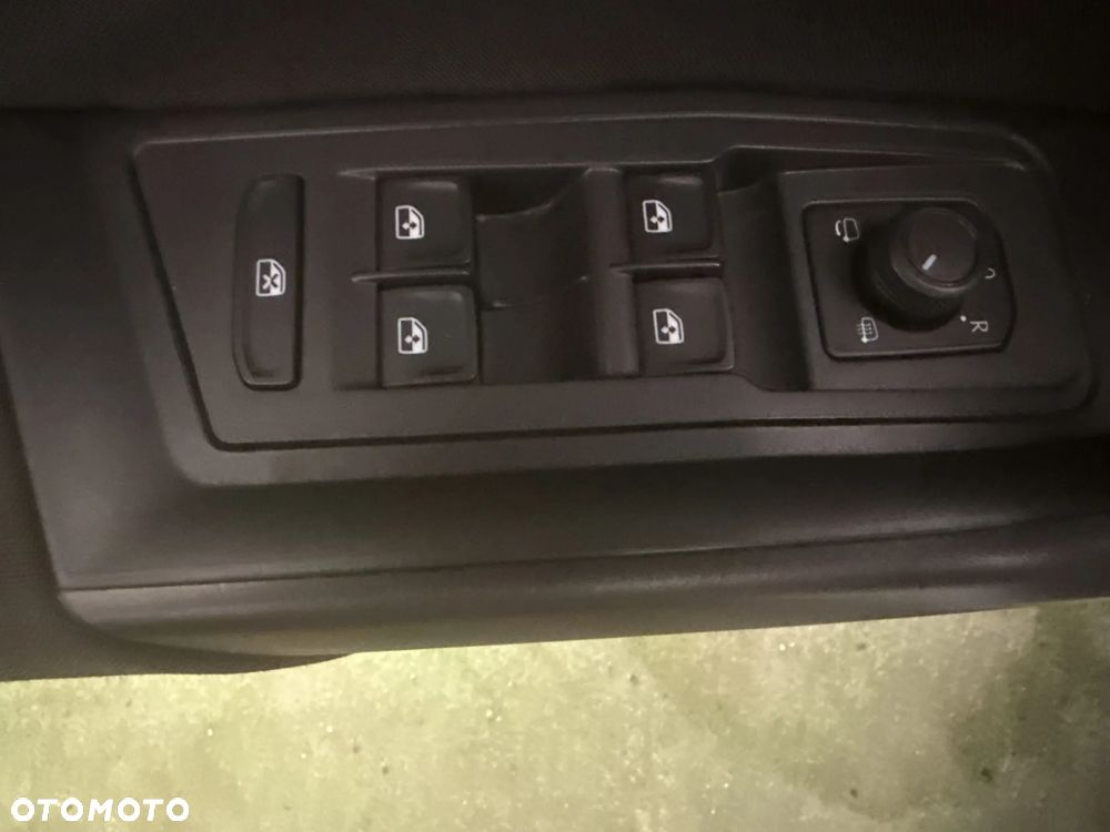 Volkswagen T-Roc 1.5 TSI Life - 12