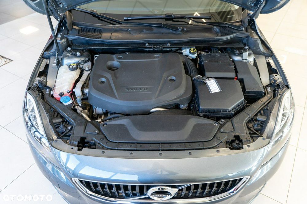Volvo V40 - 20