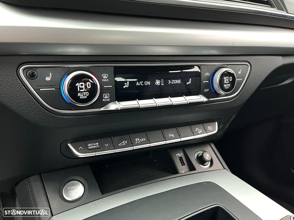 Audi Q5 50 TFSIe quattro S tronic S line business - 13